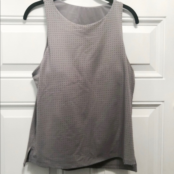 NWOT Fabletics Phoebe Performance Tank sz S! - Picture 3 of 6